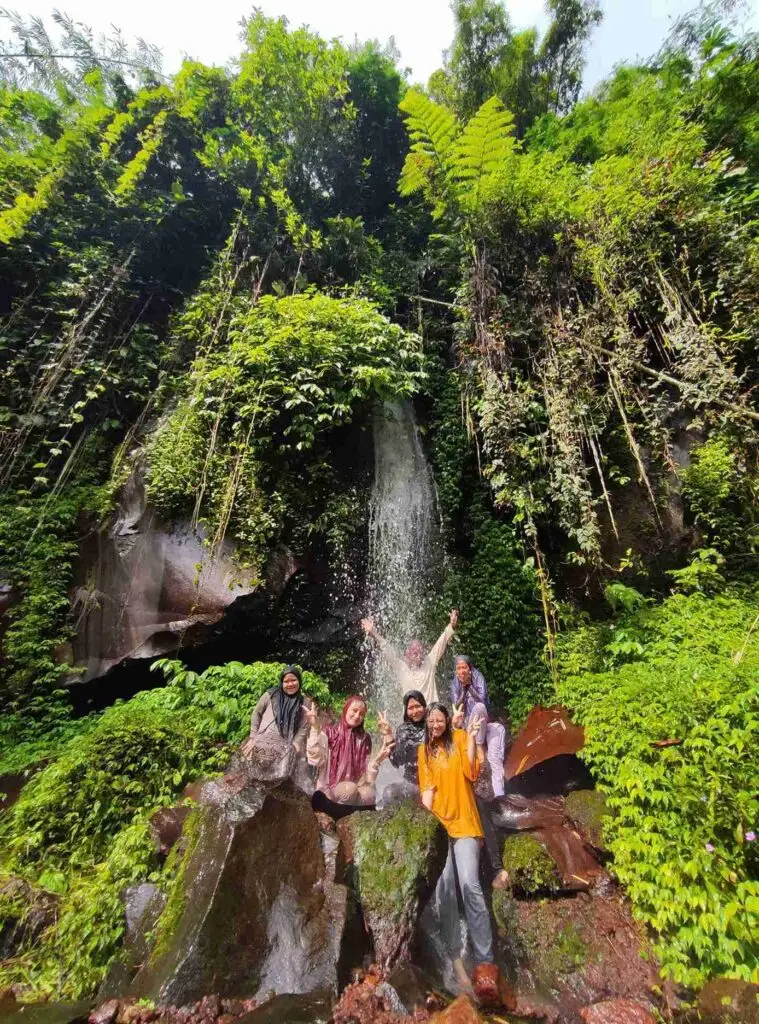 Lokasi air terjun bogor