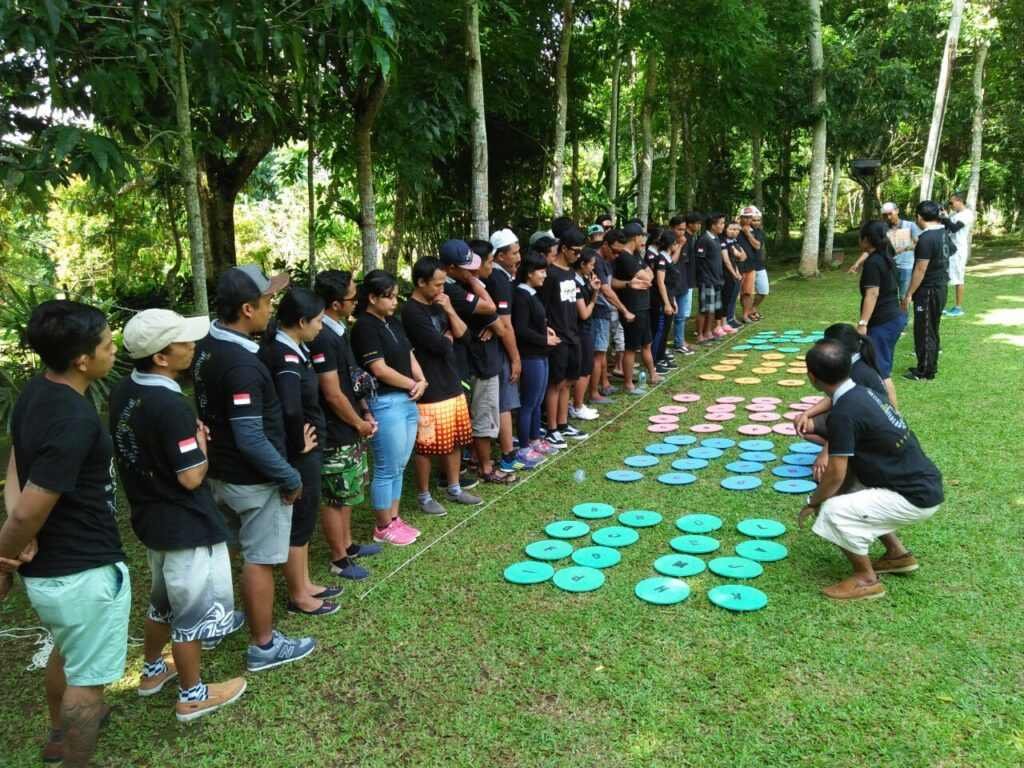 outbound team building di rafting bogor paktani adventure